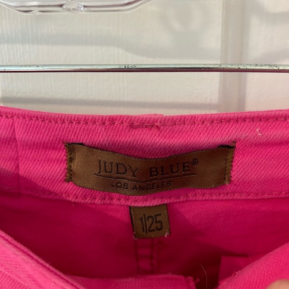 Judy Blue High Waisted Hot Pink 90’s Straight Leg Jeans - Picture 5 of 7